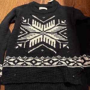 NEW Abercrombie Sweater